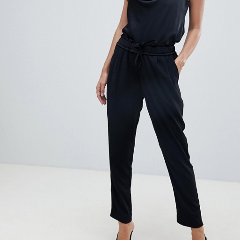 Y.A.S Paper Bag Cigarette Pant - NWT - Black/S